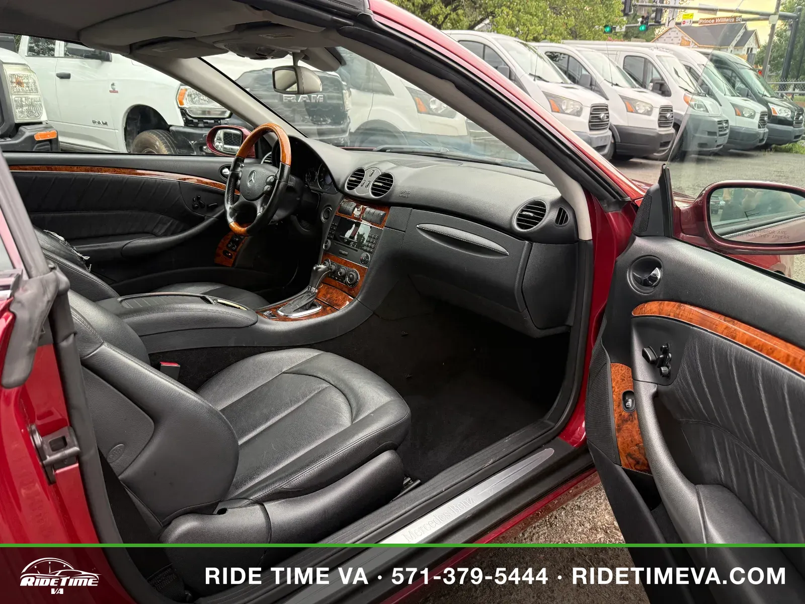 2006 Mercedes-Benz CLK-Class CLK350 in Red, photo 11 of 18