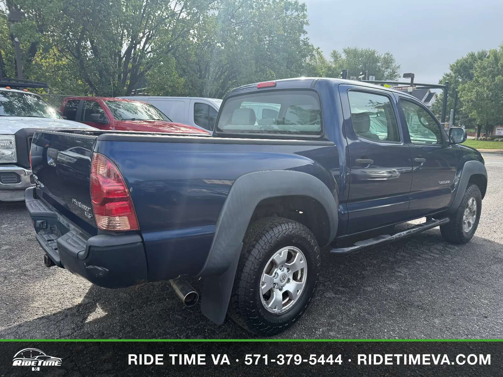 2008 Toyota Tacoma Deluxe in Blue, photo 6 of 17