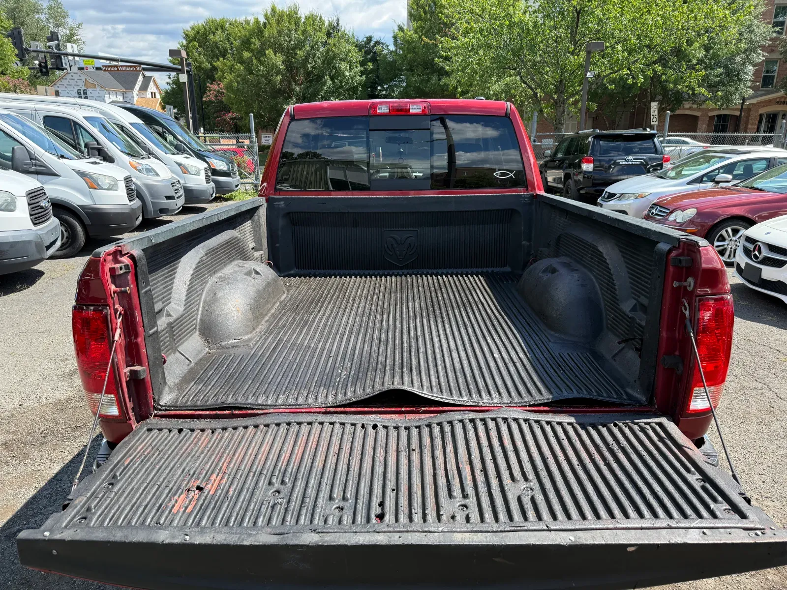 2009 Dodge Ram DR (1500) in Red, photo 5 of 16