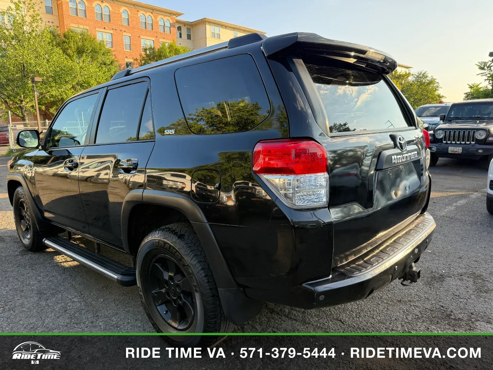 2010 Toyota 4Runner SR5 in Black, photo 3 of 16