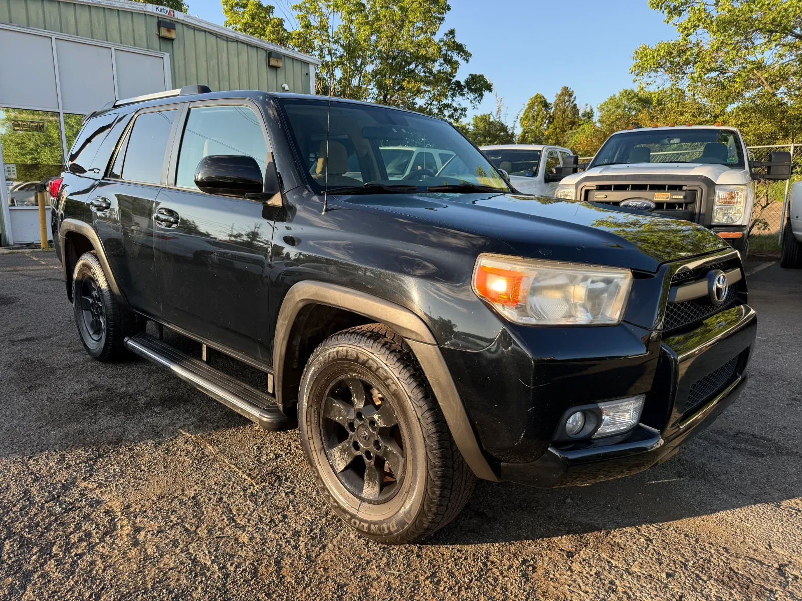 2010 Toyota 4Runner SR5 in Black, photo 7 of 16