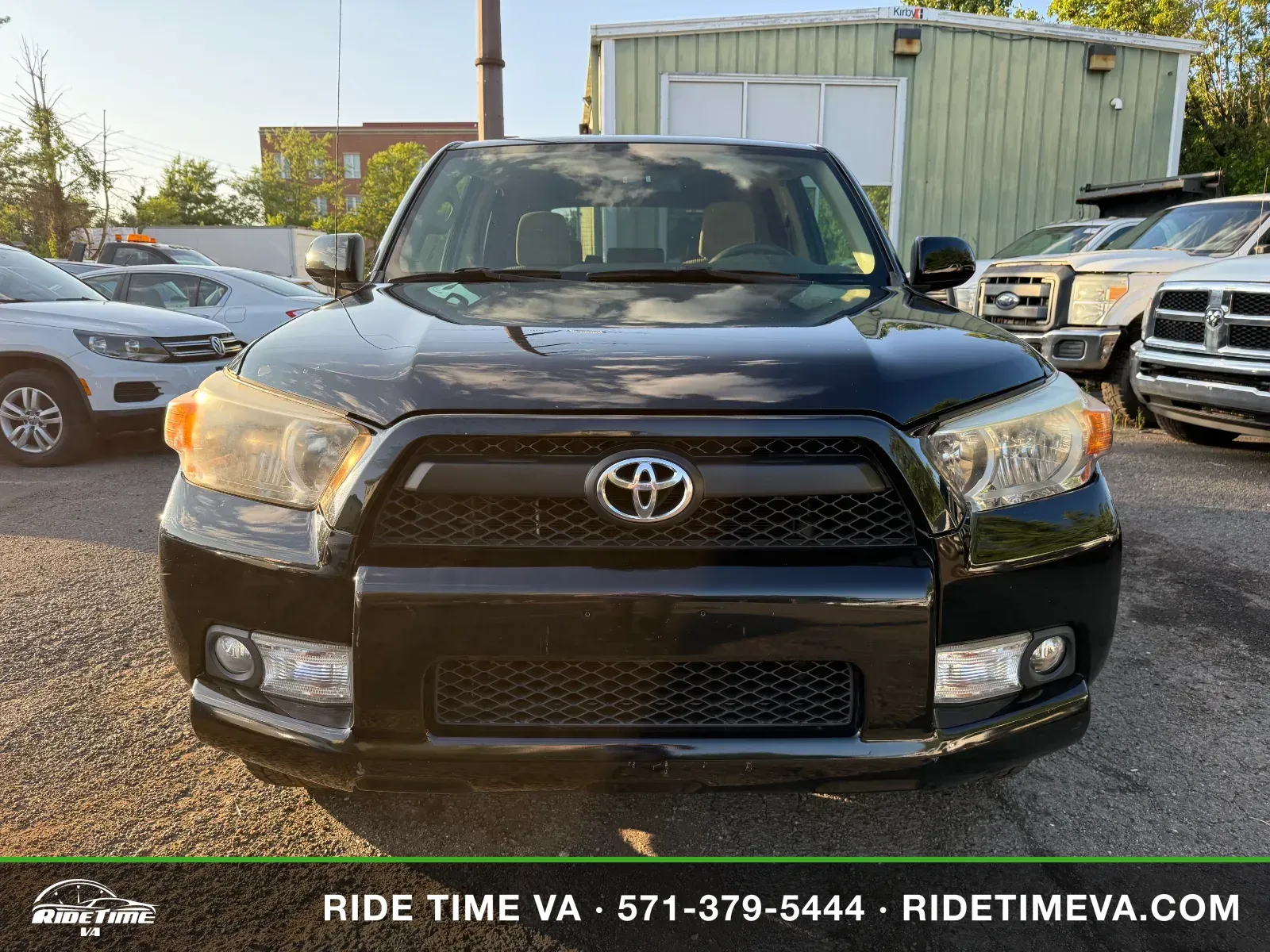 2010 Toyota 4Runner SR5 in Black, photo 8 of 16