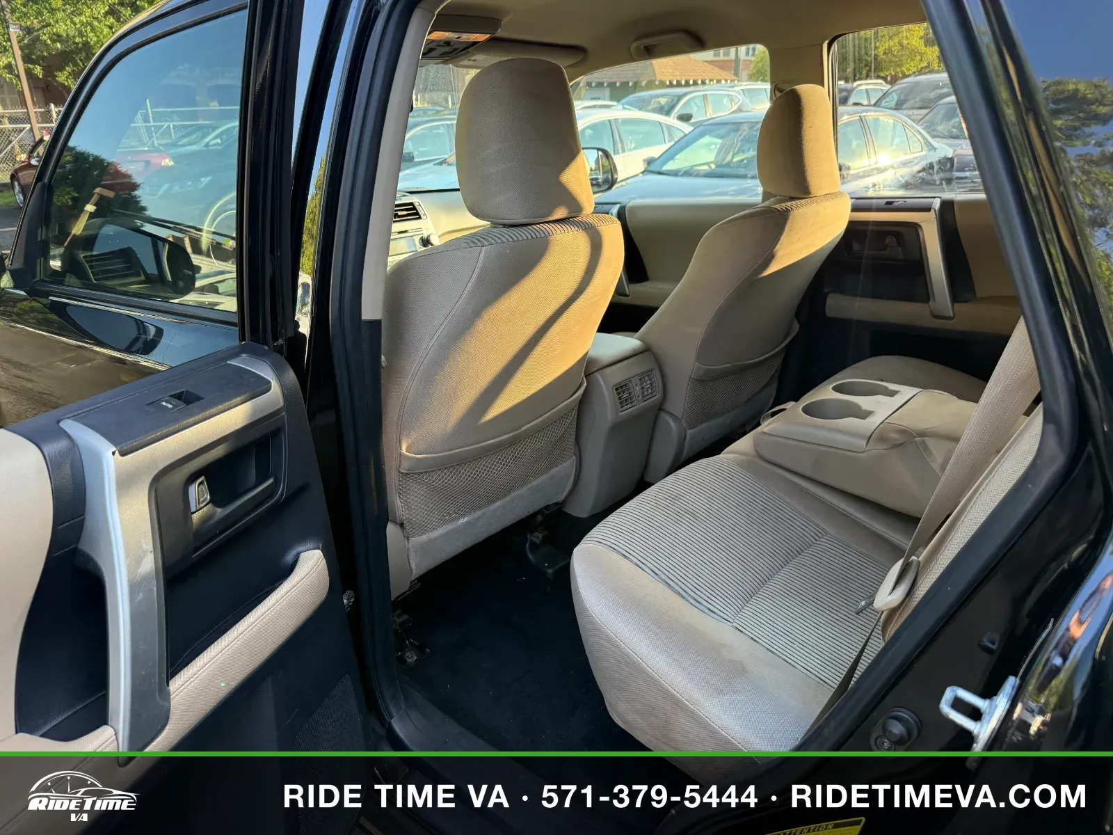 2010 Toyota 4Runner SR5 in Black, photo 10 of 16