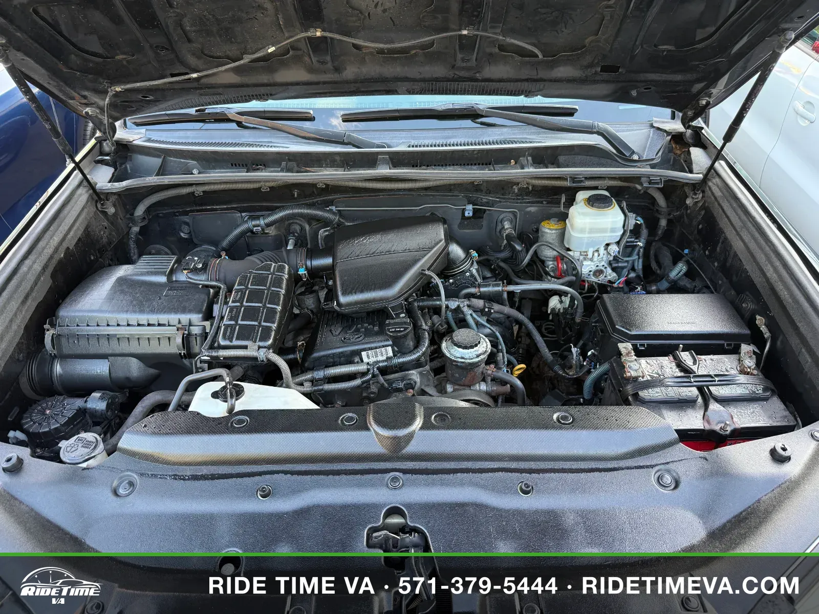 2010 Toyota 4Runner SR5 in Black, photo 16 of 16