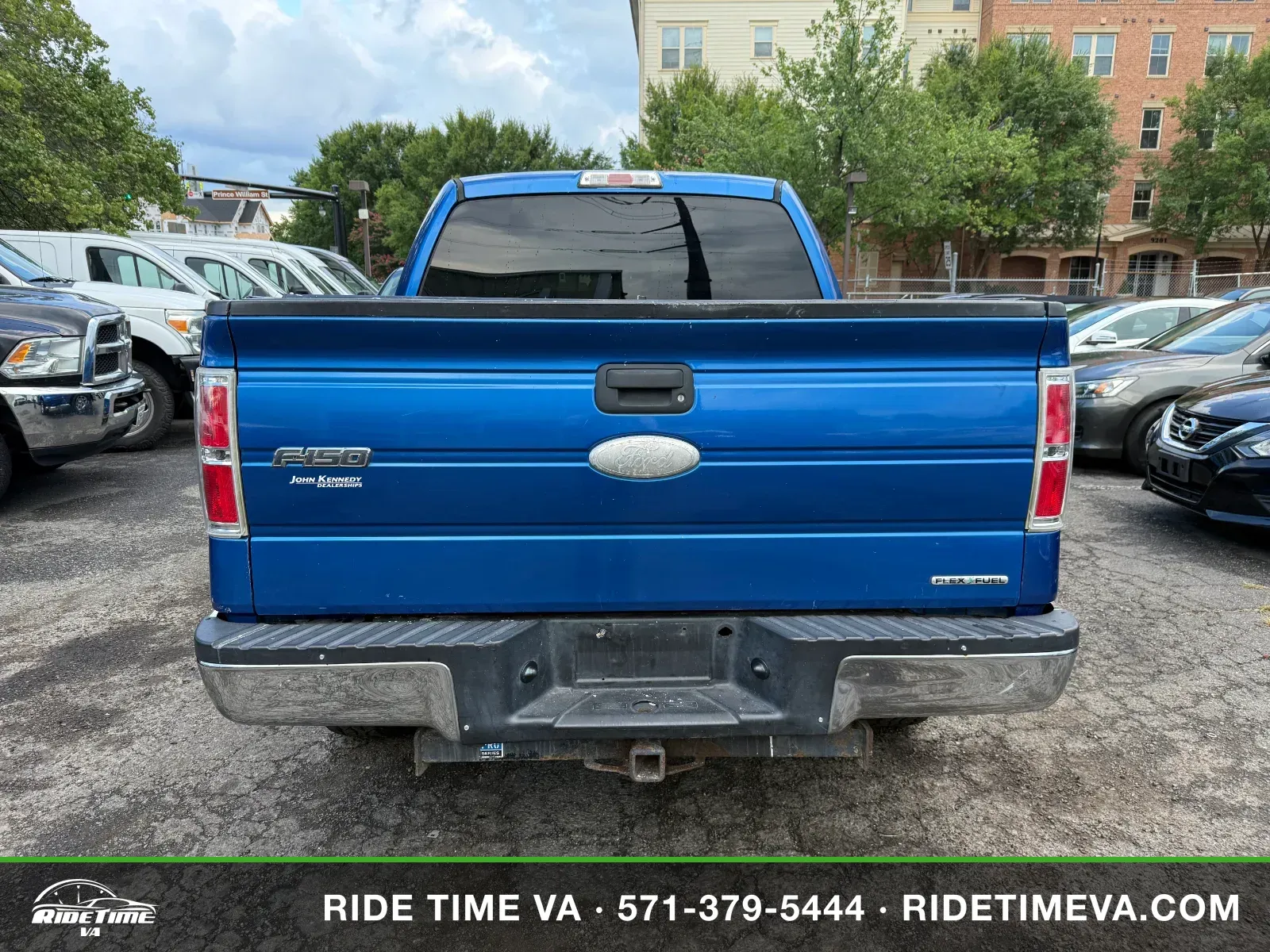 2011 Ford F-150 XLT in Blue, photo 4 of 14