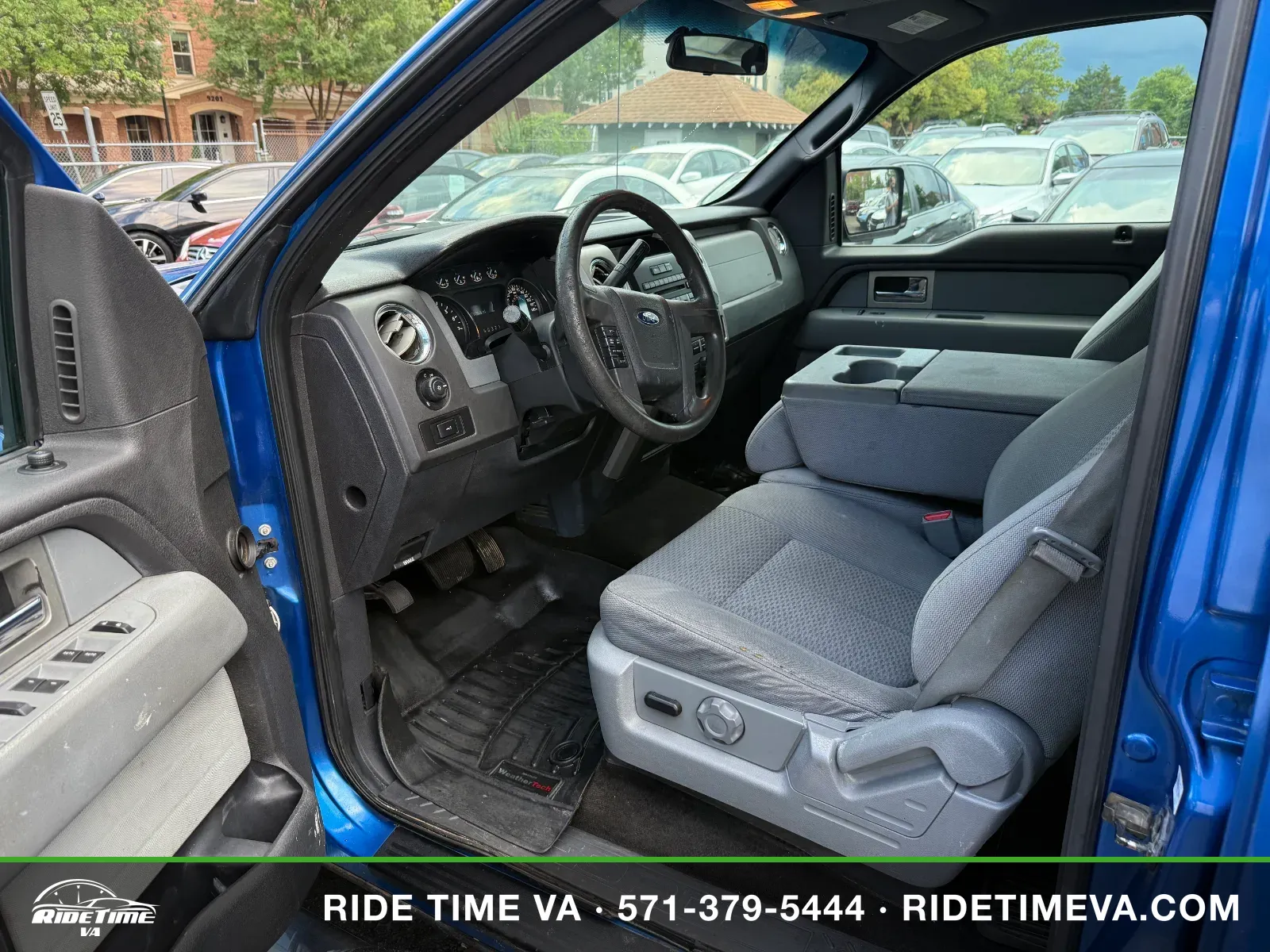 2011 Ford F-150 XLT in Blue, photo 9 of 14