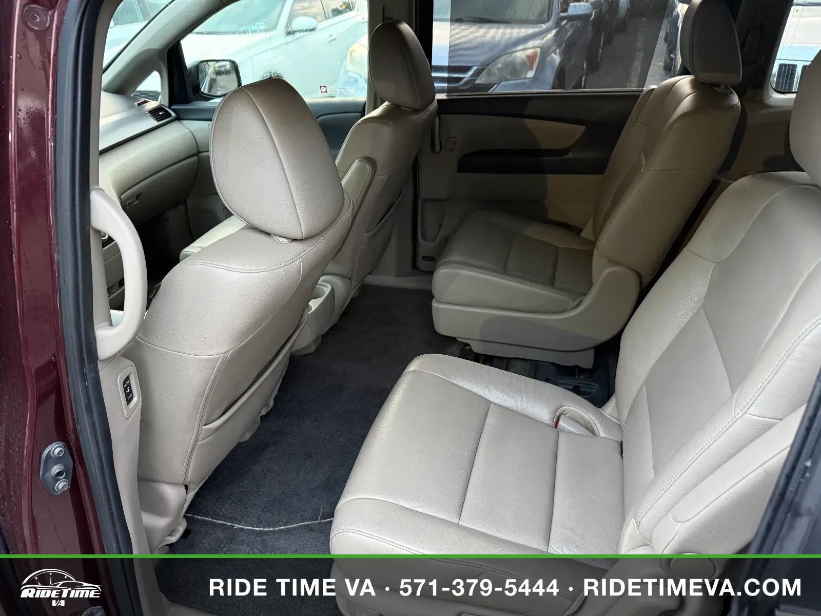 2011 Honda Odyssey EXL in Maroon, photo 10 of 19