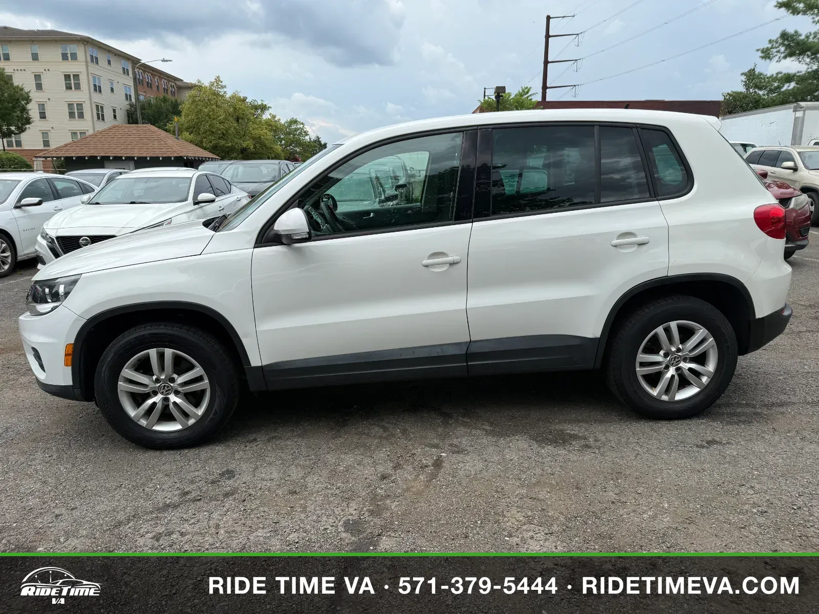 2012 Volkswagen Tiguan S in White, photo 2 of 16