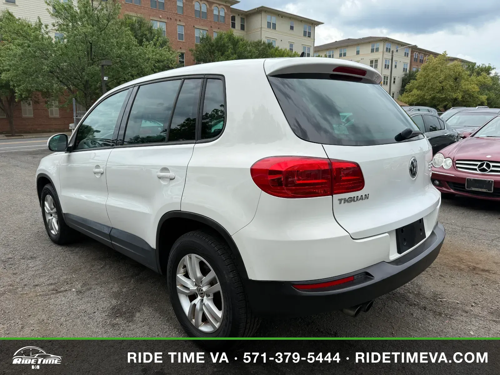 2012 Volkswagen Tiguan S in White, photo 3 of 16