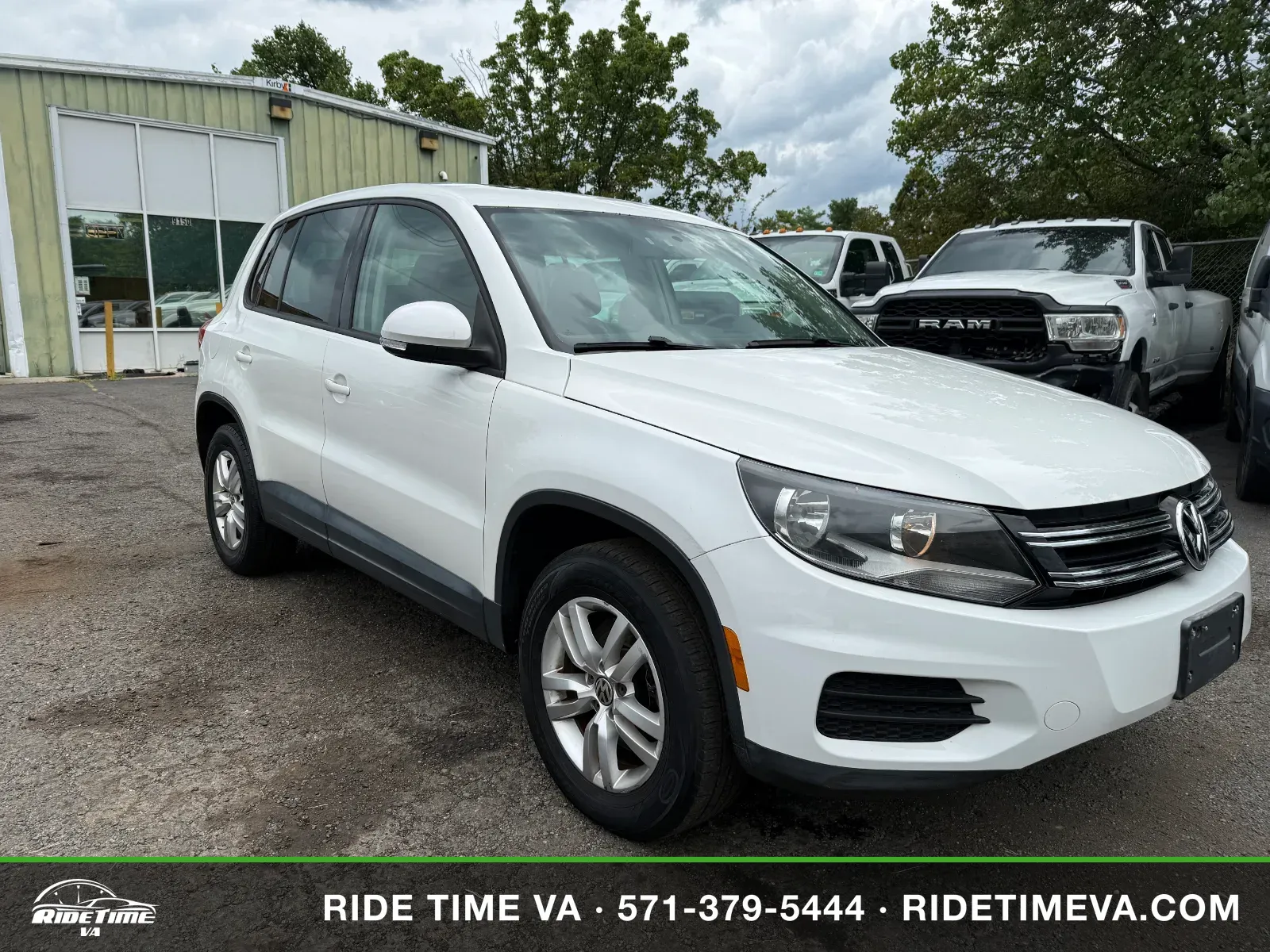2012 Volkswagen Tiguan S in White, photo 7 of 16