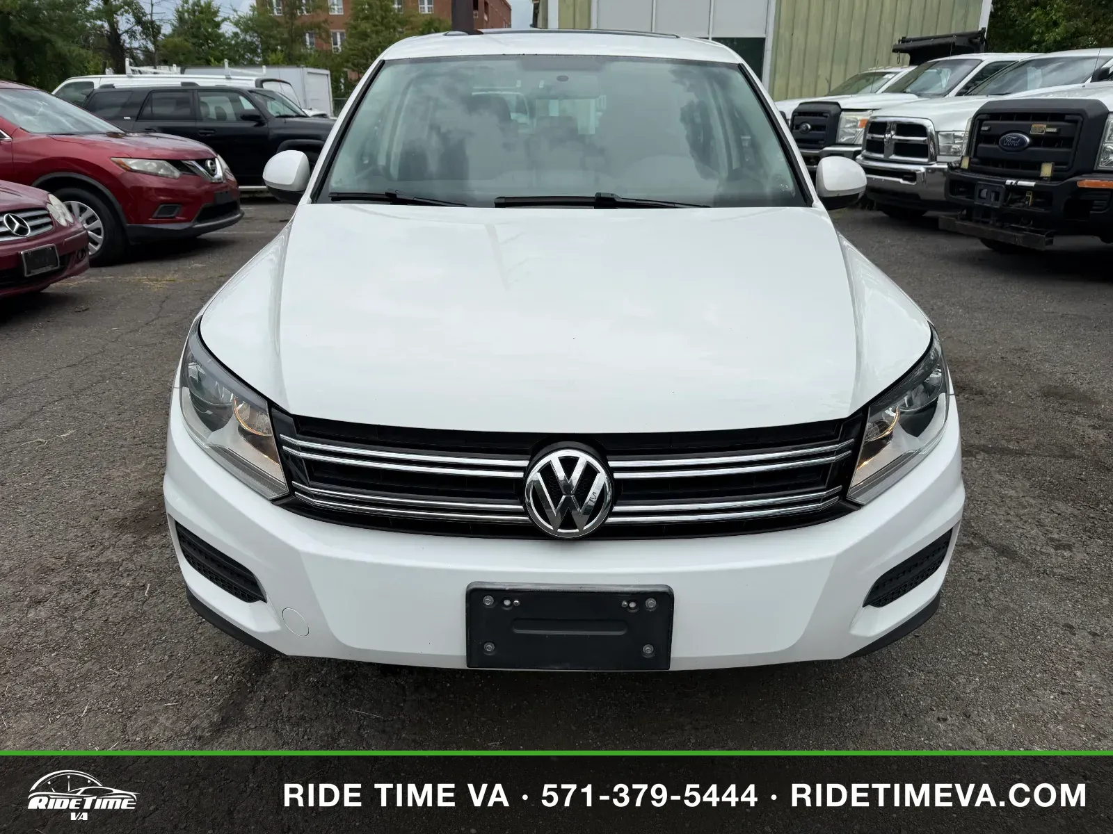 2012 Volkswagen Tiguan S in White, photo 8 of 16