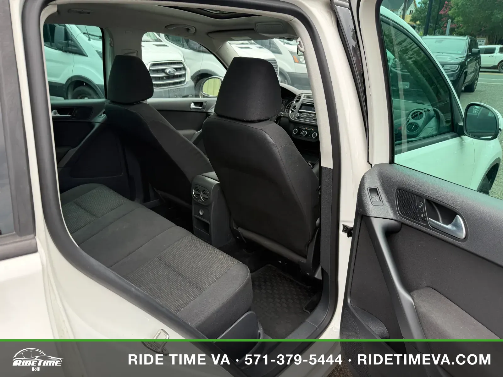 2012 Volkswagen Tiguan S in White, photo 12 of 16