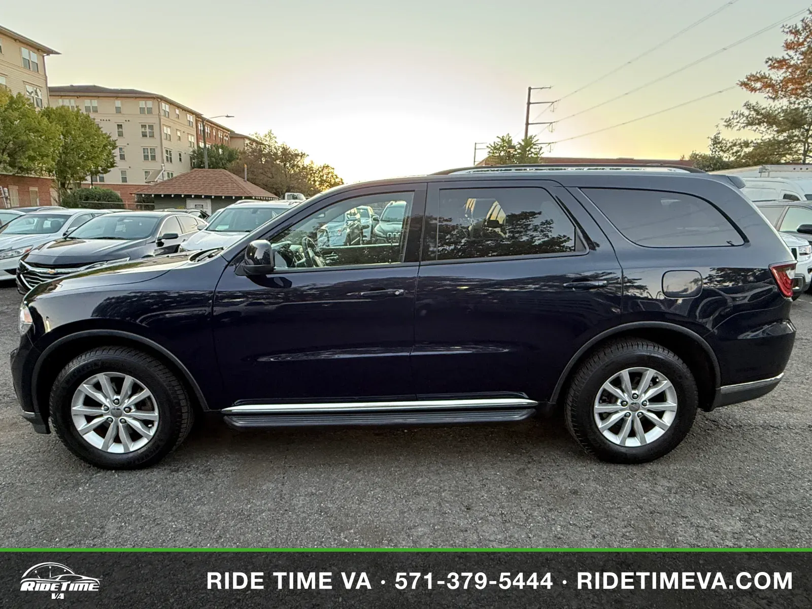 2014 Dodge Durango SXT in Blue, photo 2 of 17