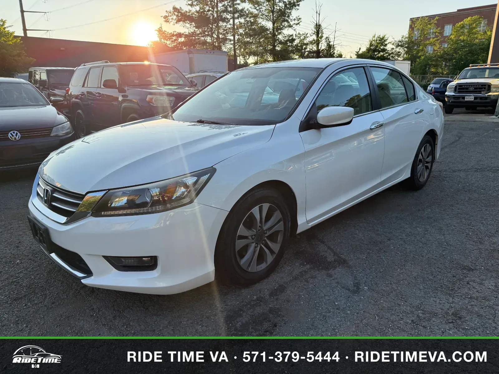 2014 Honda Accord LX in White, photo 1 of 16