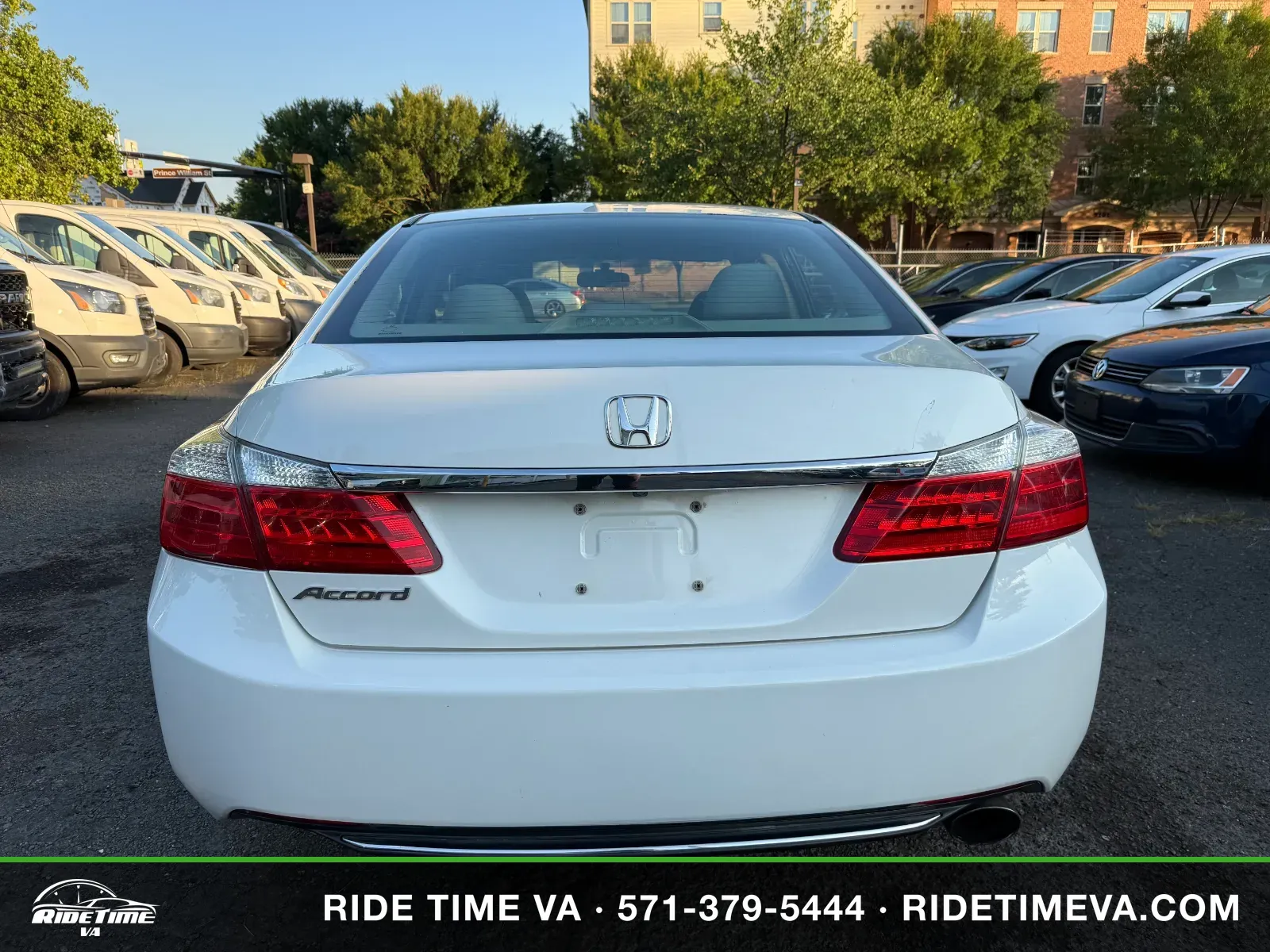 2014 Honda Accord LX in White, photo 4 of 16