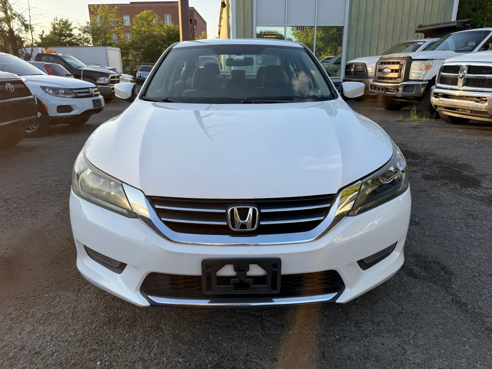 2014 Honda Accord LX in White, photo 8 of 16