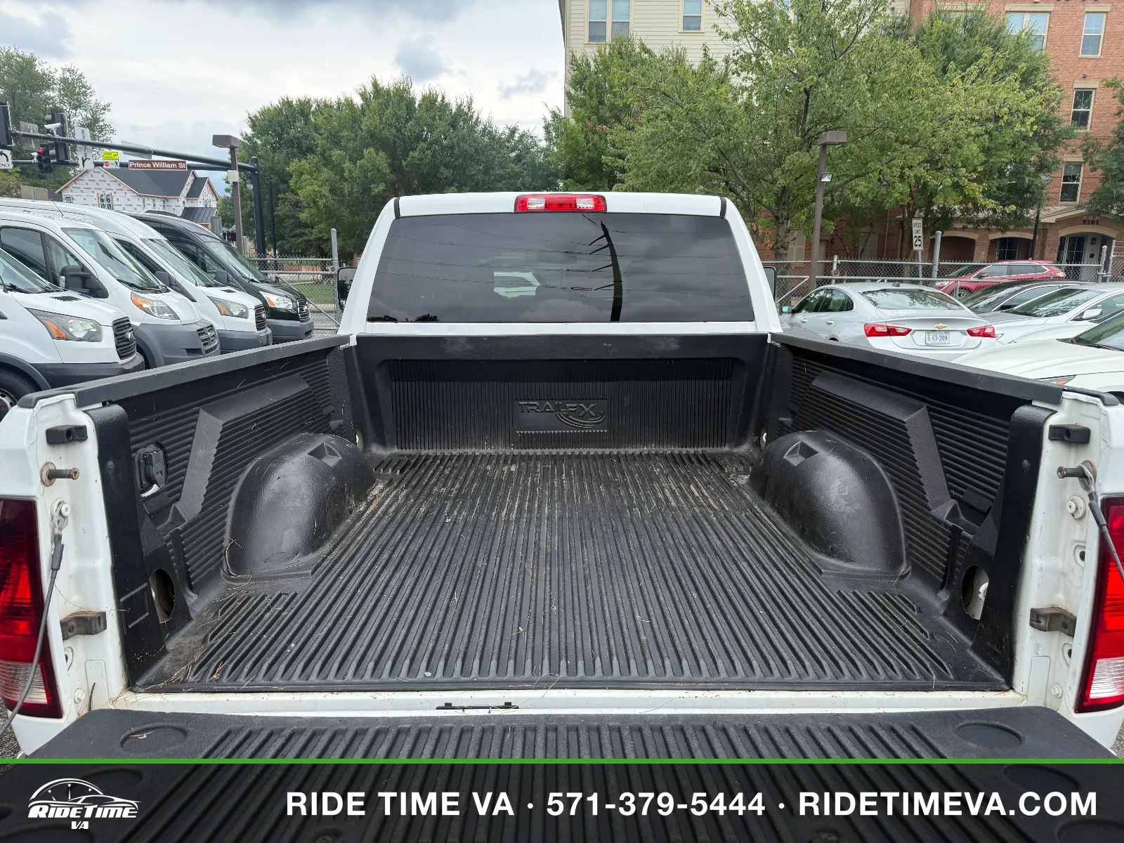2015 Ram 2500 Tradesman in White, photo 5 of 19