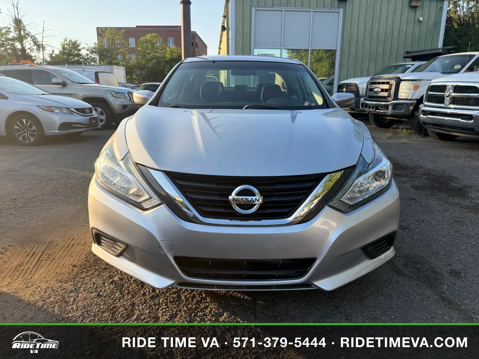 2016 Nissan Altima in Silver, photo 8 of 16