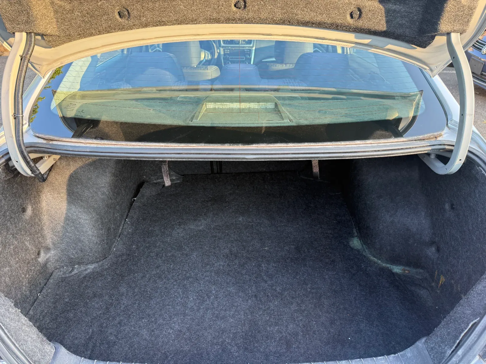 2016 Nissan Altima in Silver, photo 11 of 16