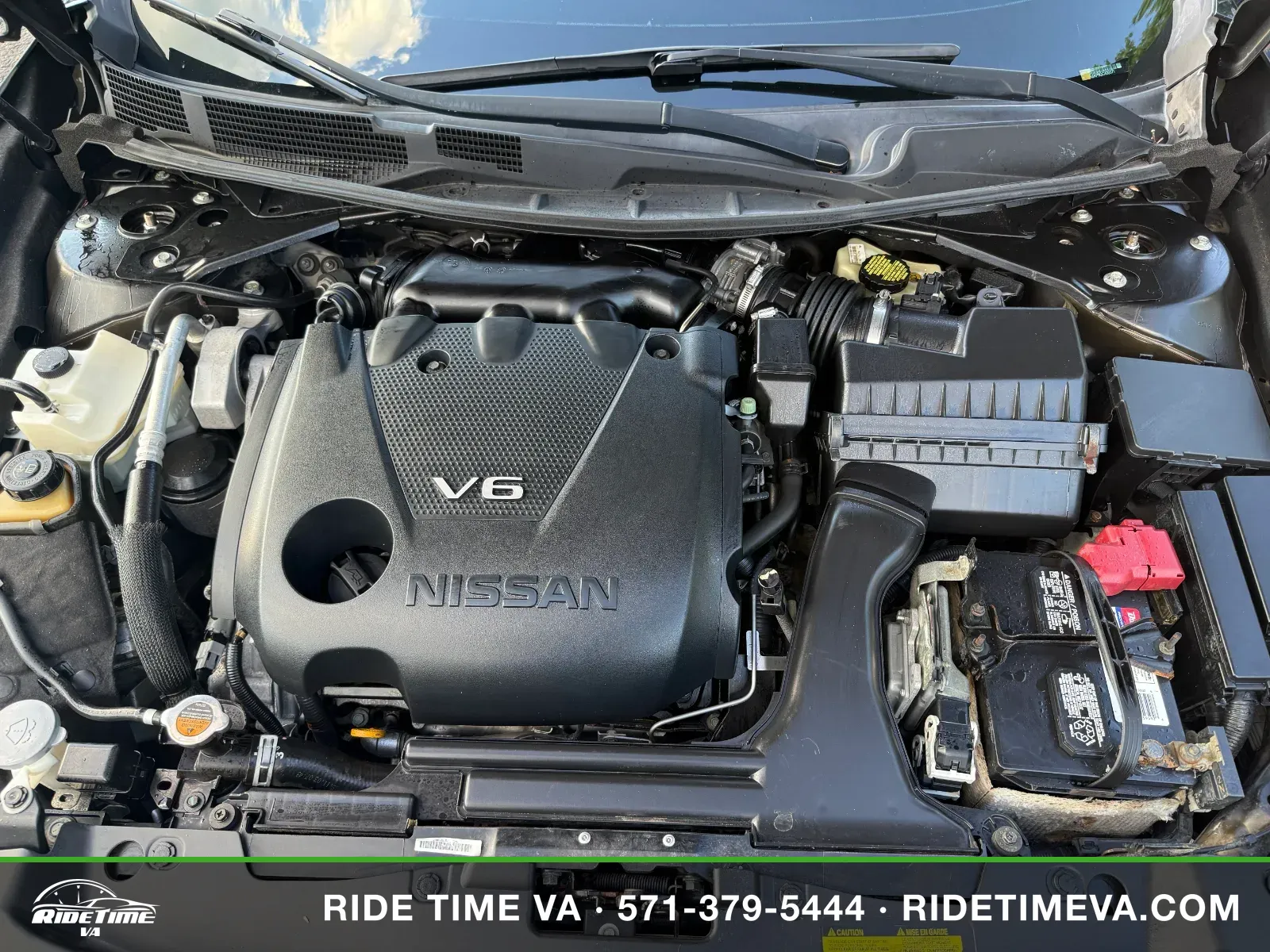 2016 Nissan Maxima in Black, photo 17 of 17