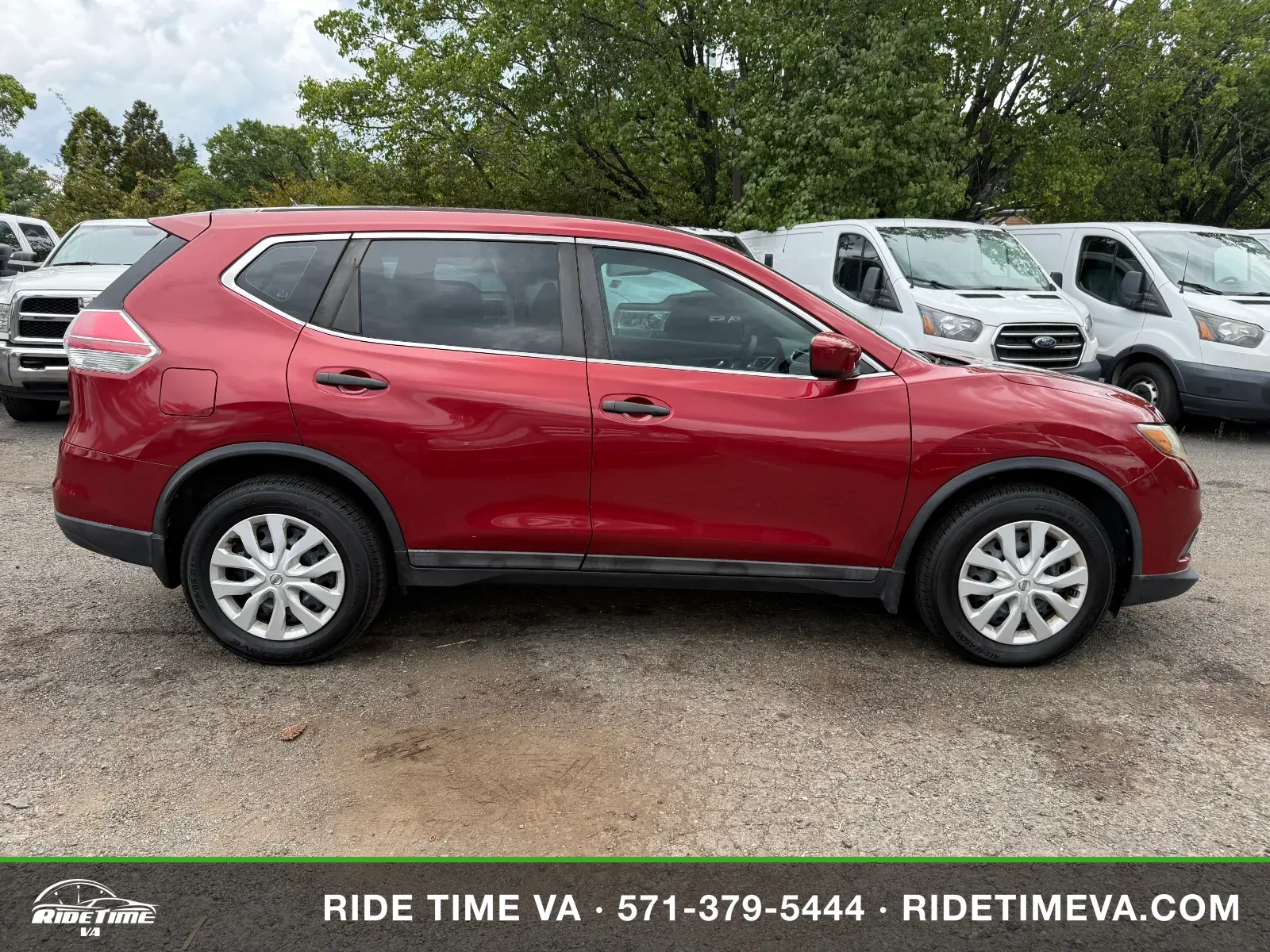 2016 Nissan Rogue S in Red, photo 6 of 16