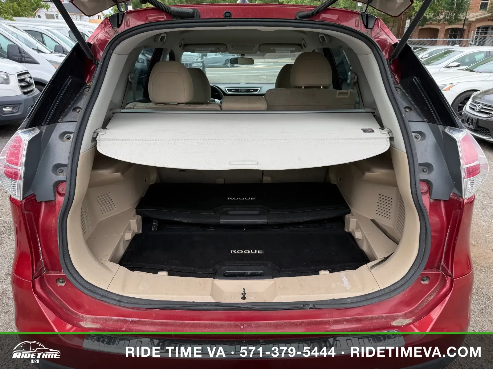 2016 Nissan Rogue S in Red, photo 11 of 16