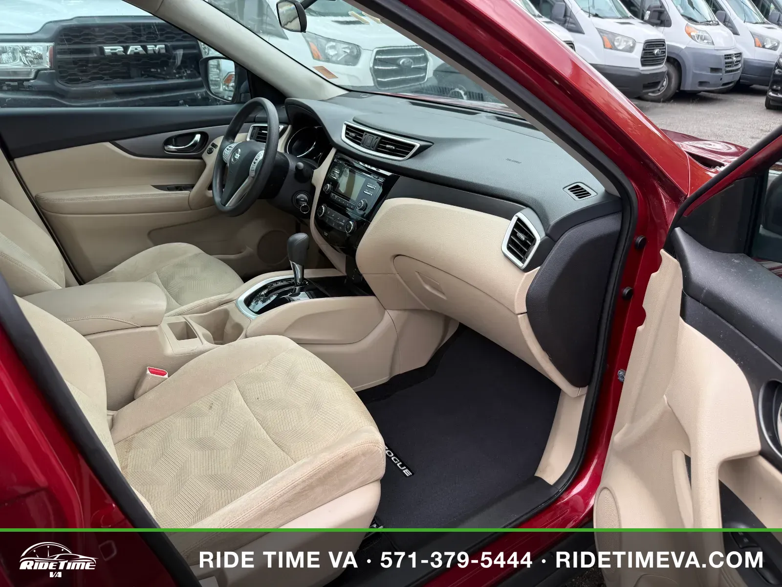 2016 Nissan Rogue S in Red, photo 13 of 16
