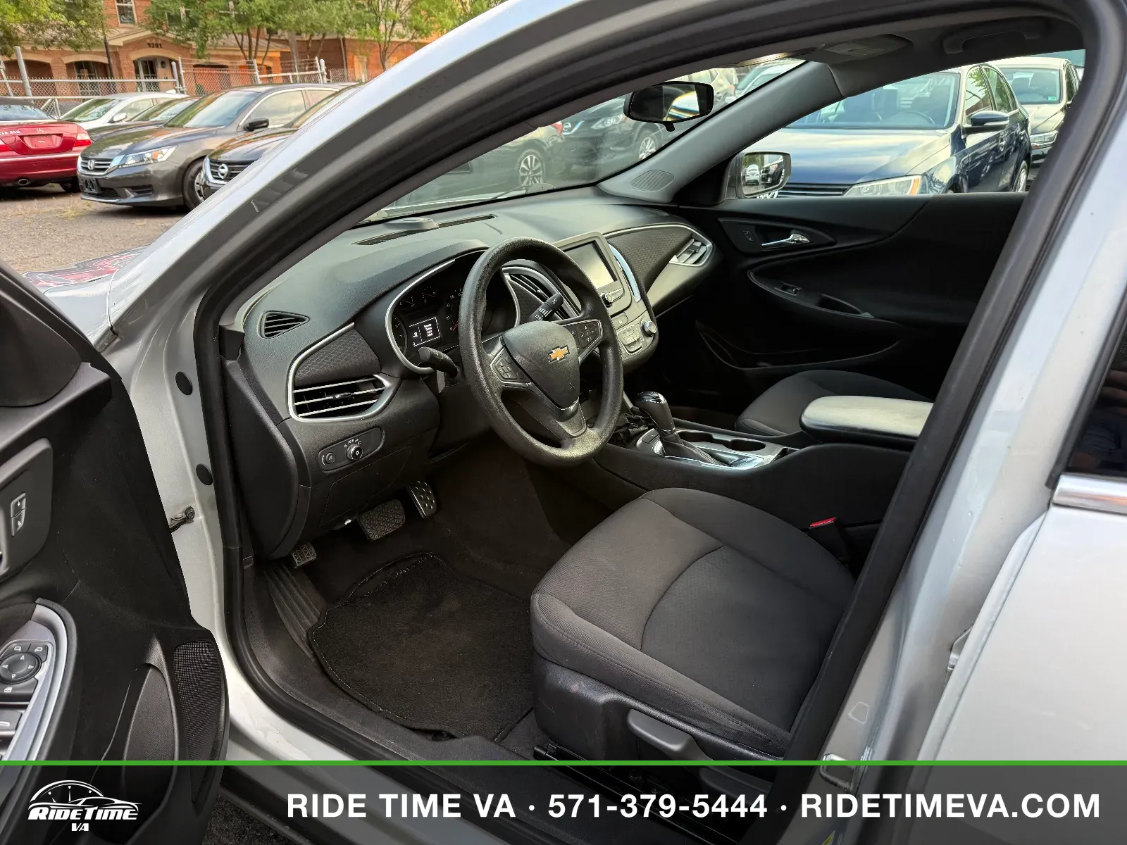 2017 Chevrolet Malibu LS in Silver, photo 9 of 15