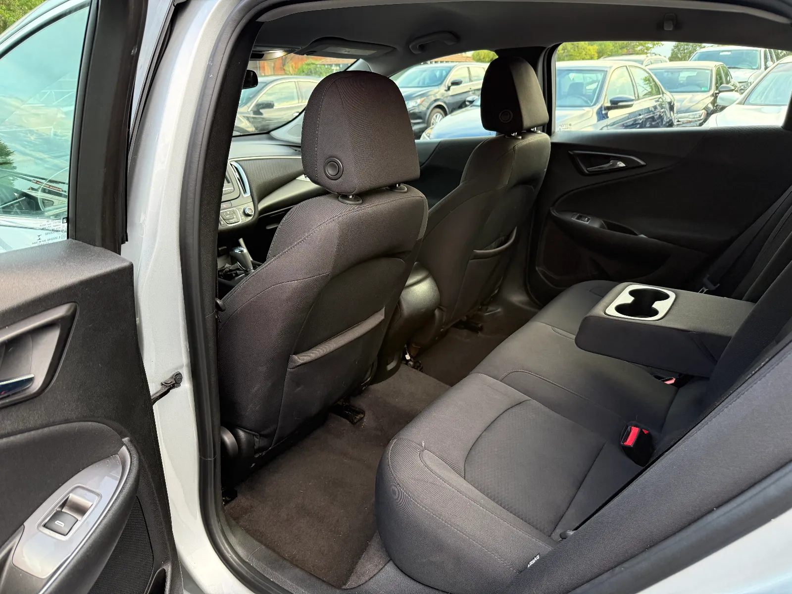 2017 Chevrolet Malibu LS in Silver, photo 10 of 15