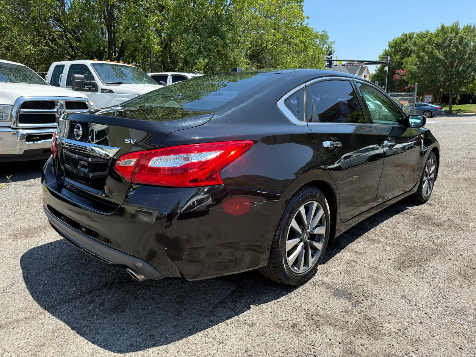 2017 Nissan Altima SV in Black, photo 5 of 16
