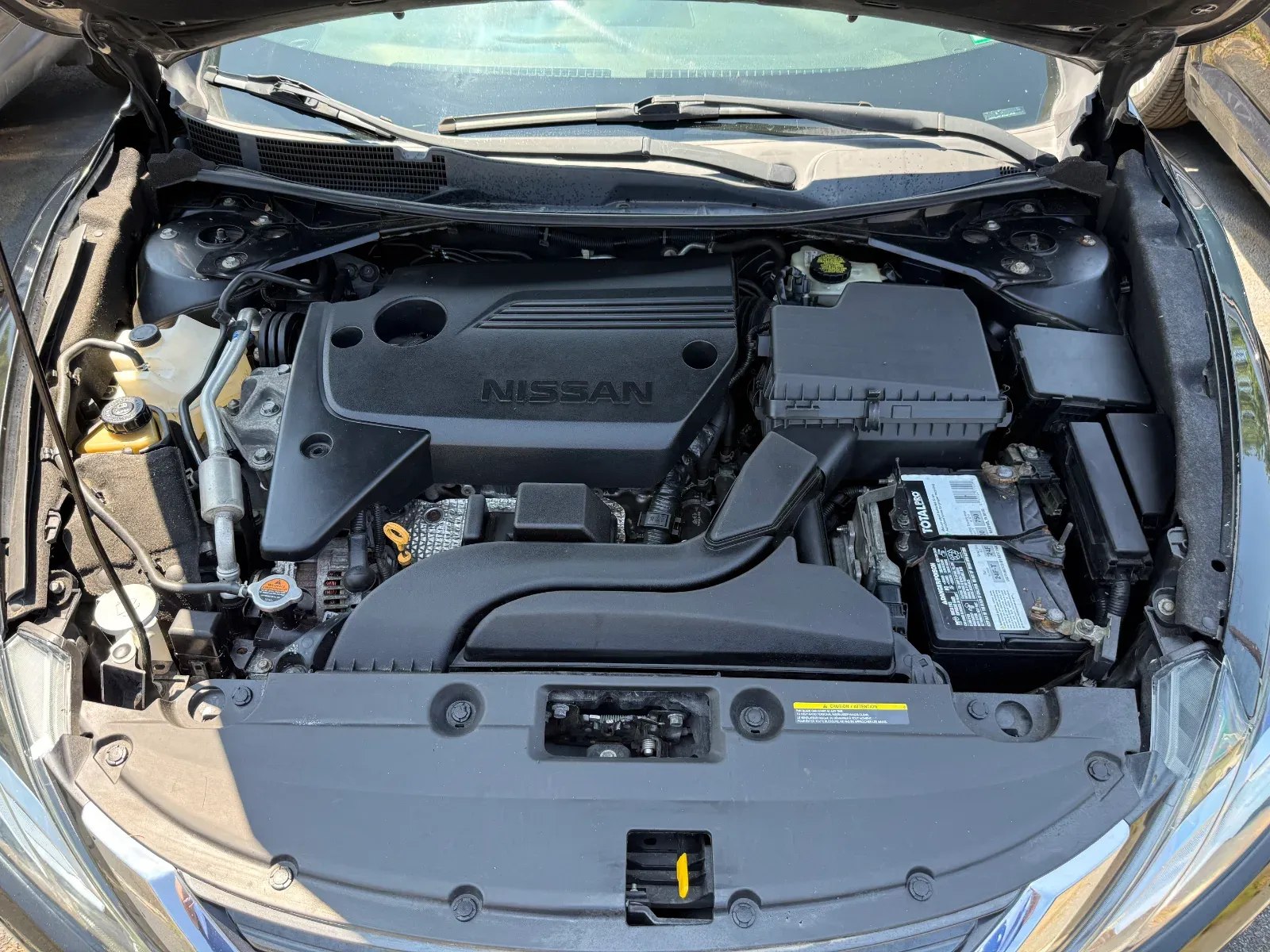 2017 Nissan Altima SV in Black, photo 16 of 16