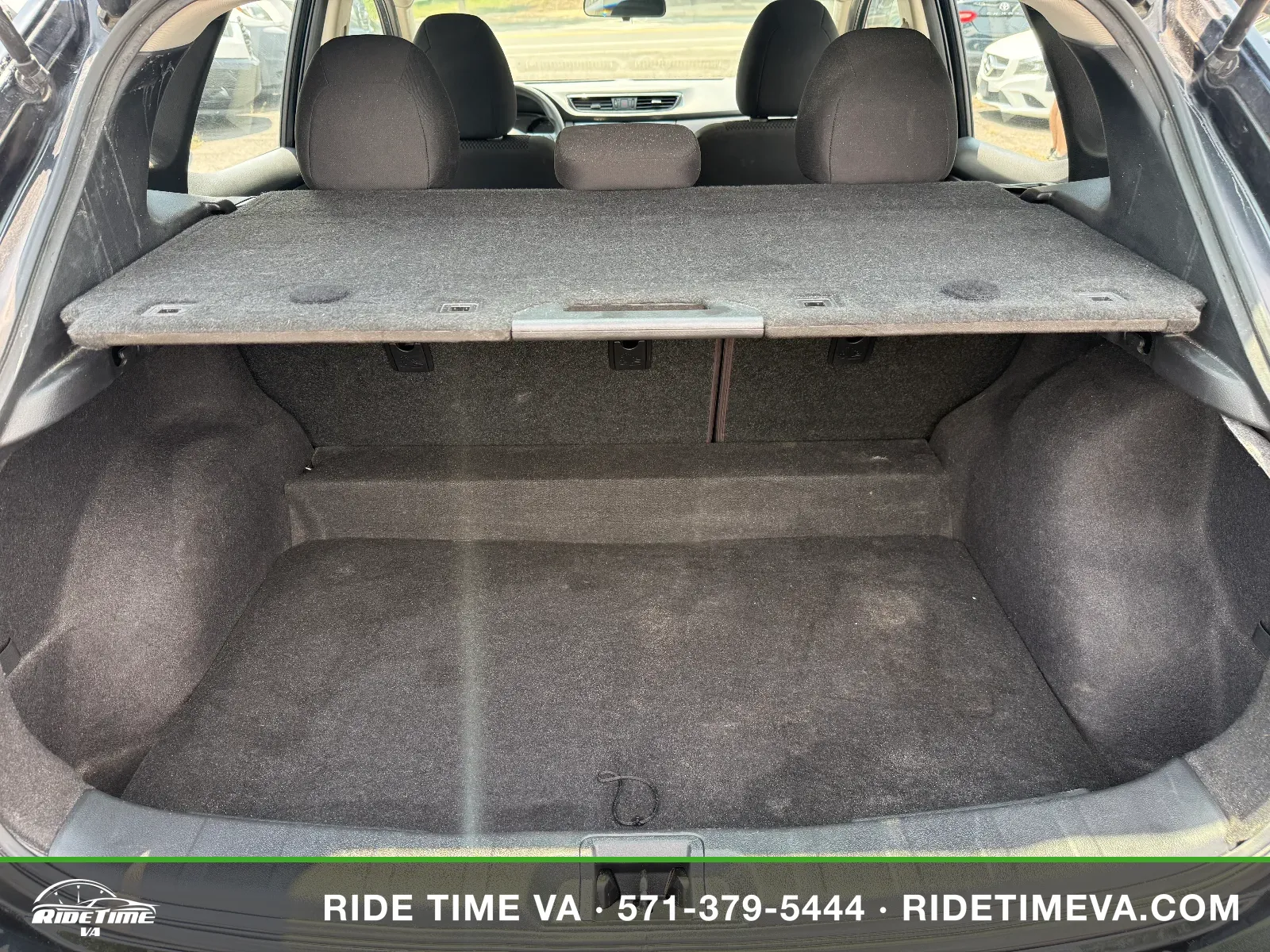 2017 Nissan Rogue Sport S in Black, photo 11 of 17