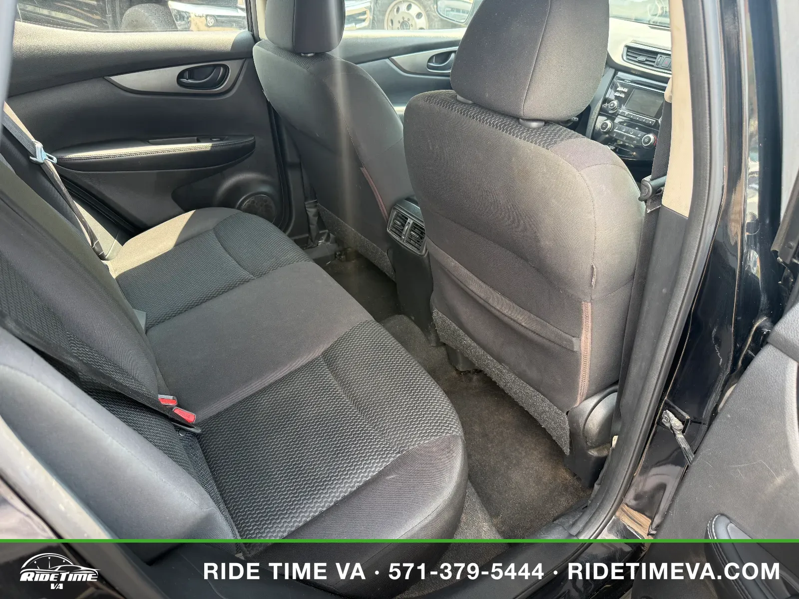 2017 Nissan Rogue Sport S in Black, photo 12 of 17