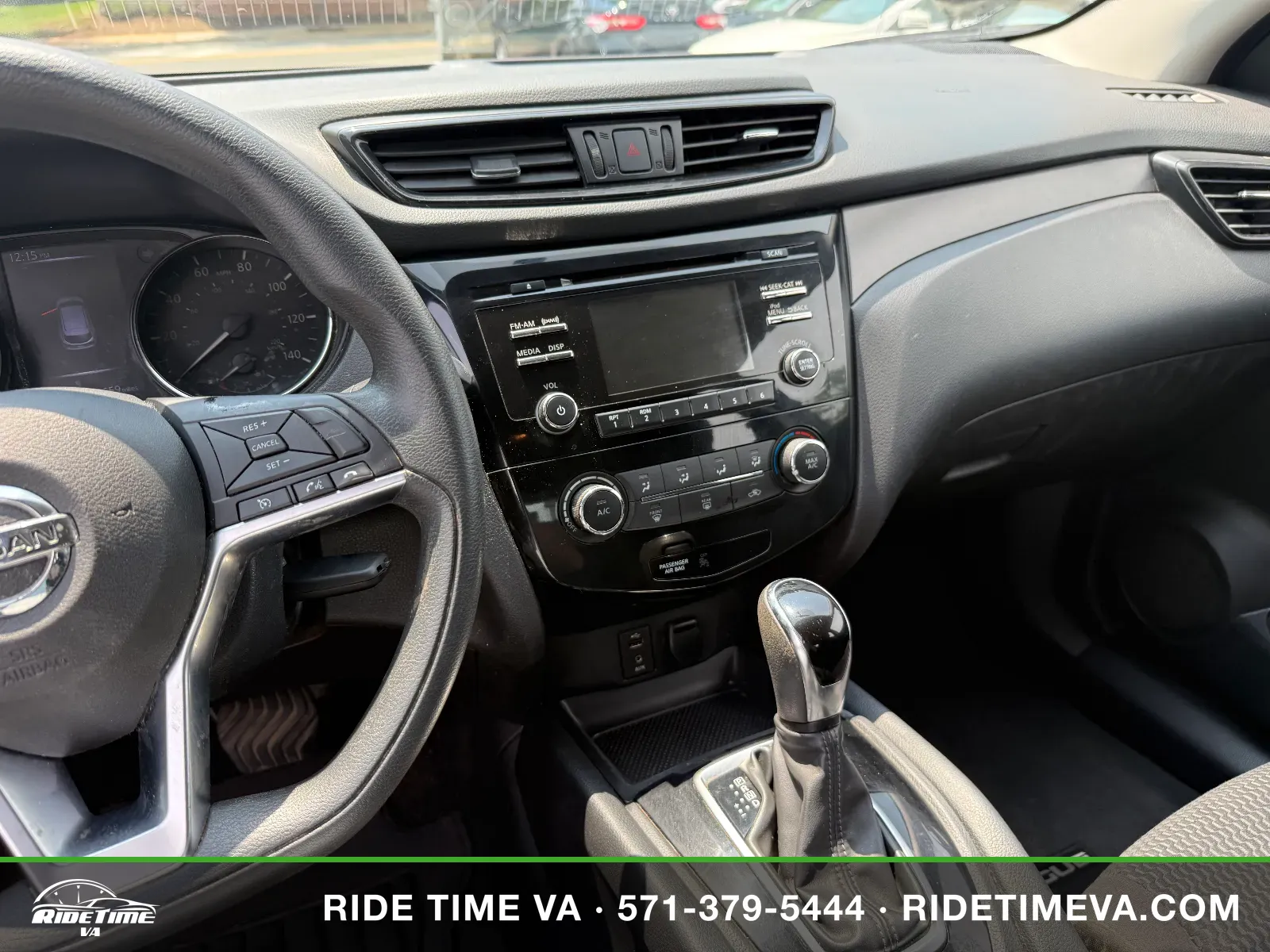 2017 Nissan Rogue Sport S in Black, photo 16 of 17
