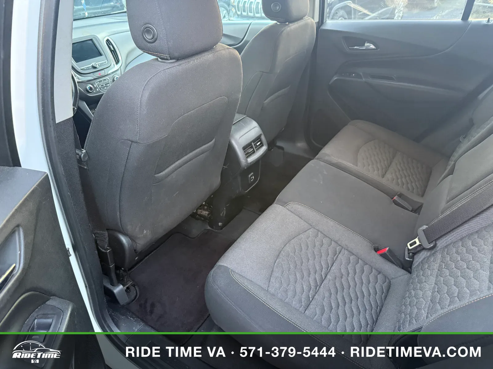 2019 Chevrolet Equinox LT (2LT) in White, photo 10 of 18