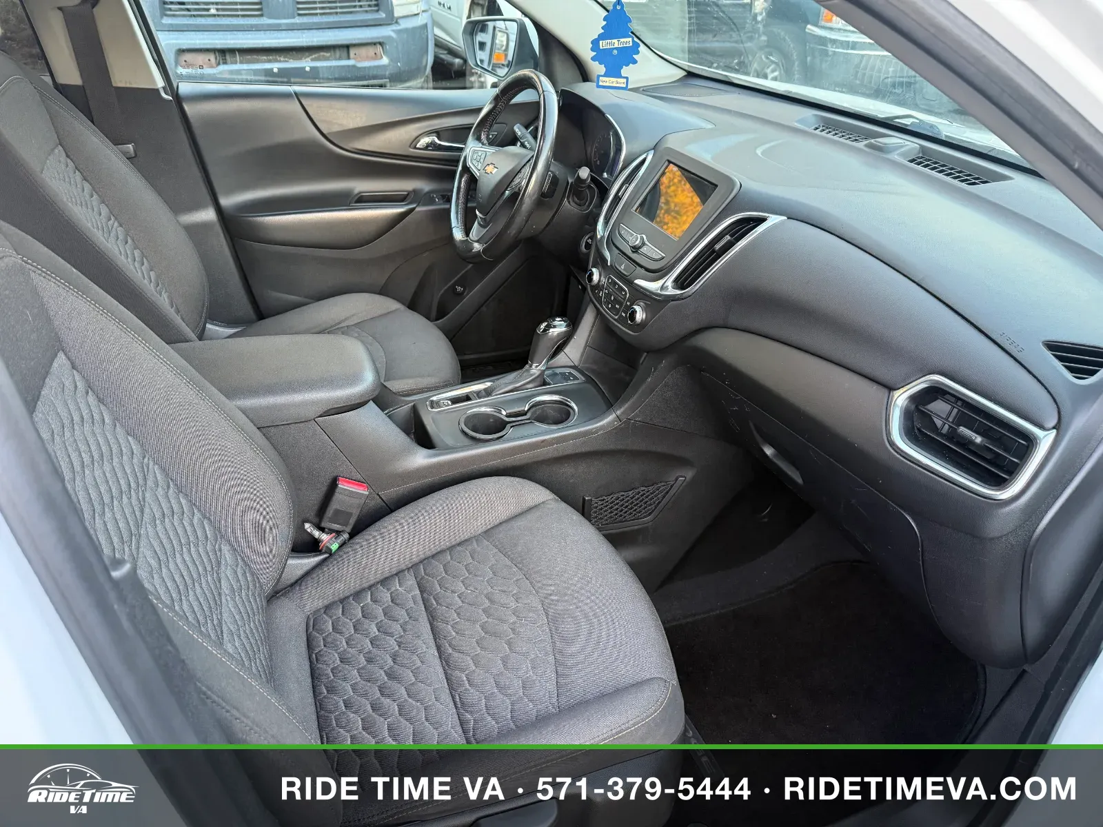 2019 Chevrolet Equinox LT (2LT) in White, photo 13 of 18