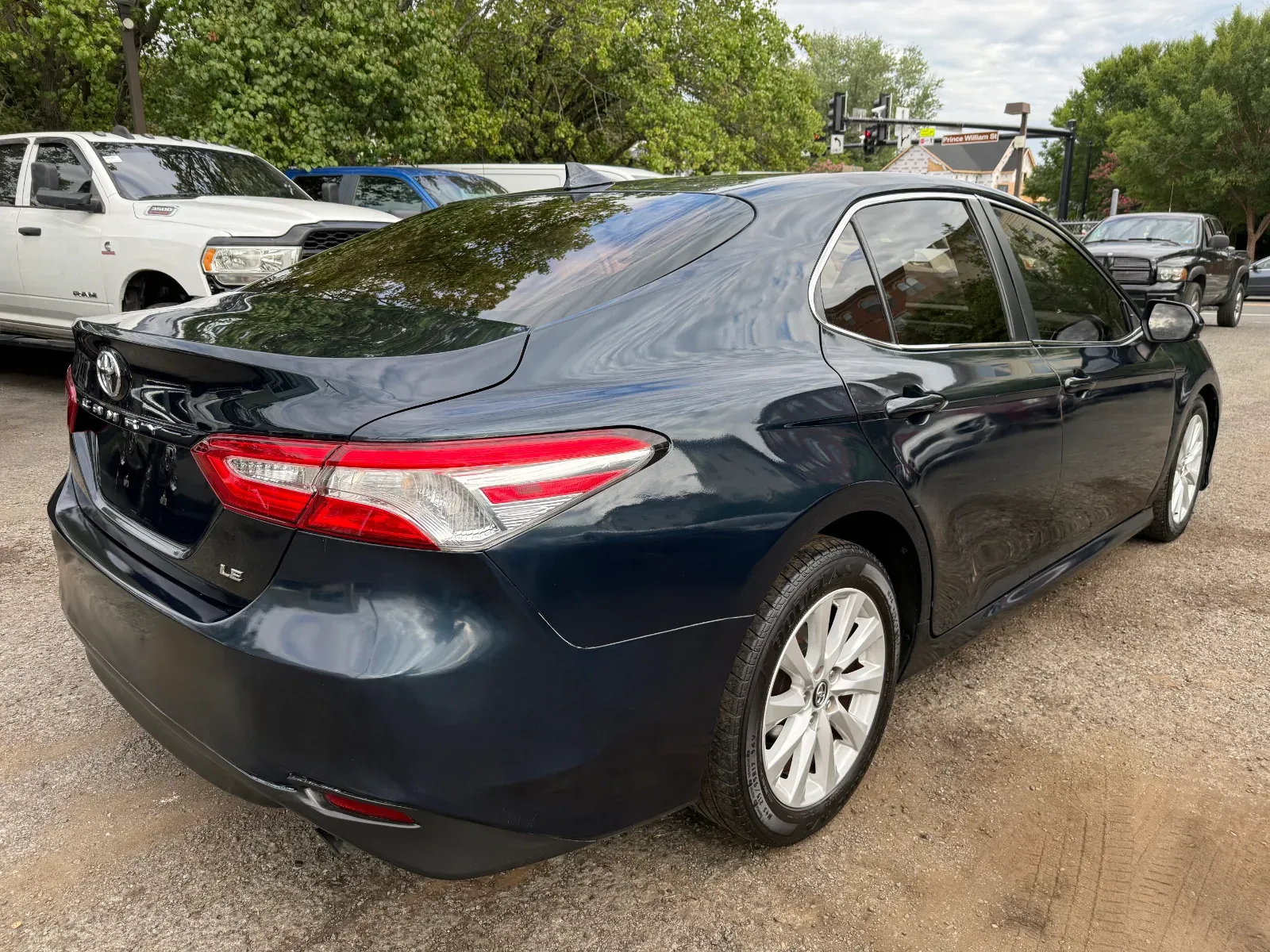 2019 Toyota Camry LE in Blue, photo 5 of 16