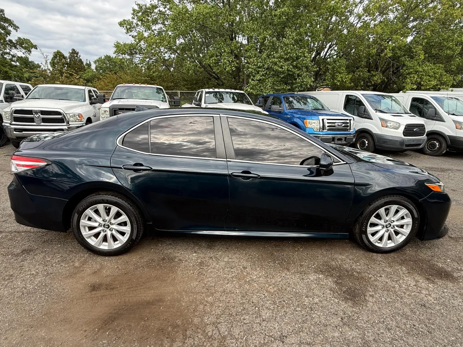 2019 Toyota Camry LE in Blue, photo 6 of 16