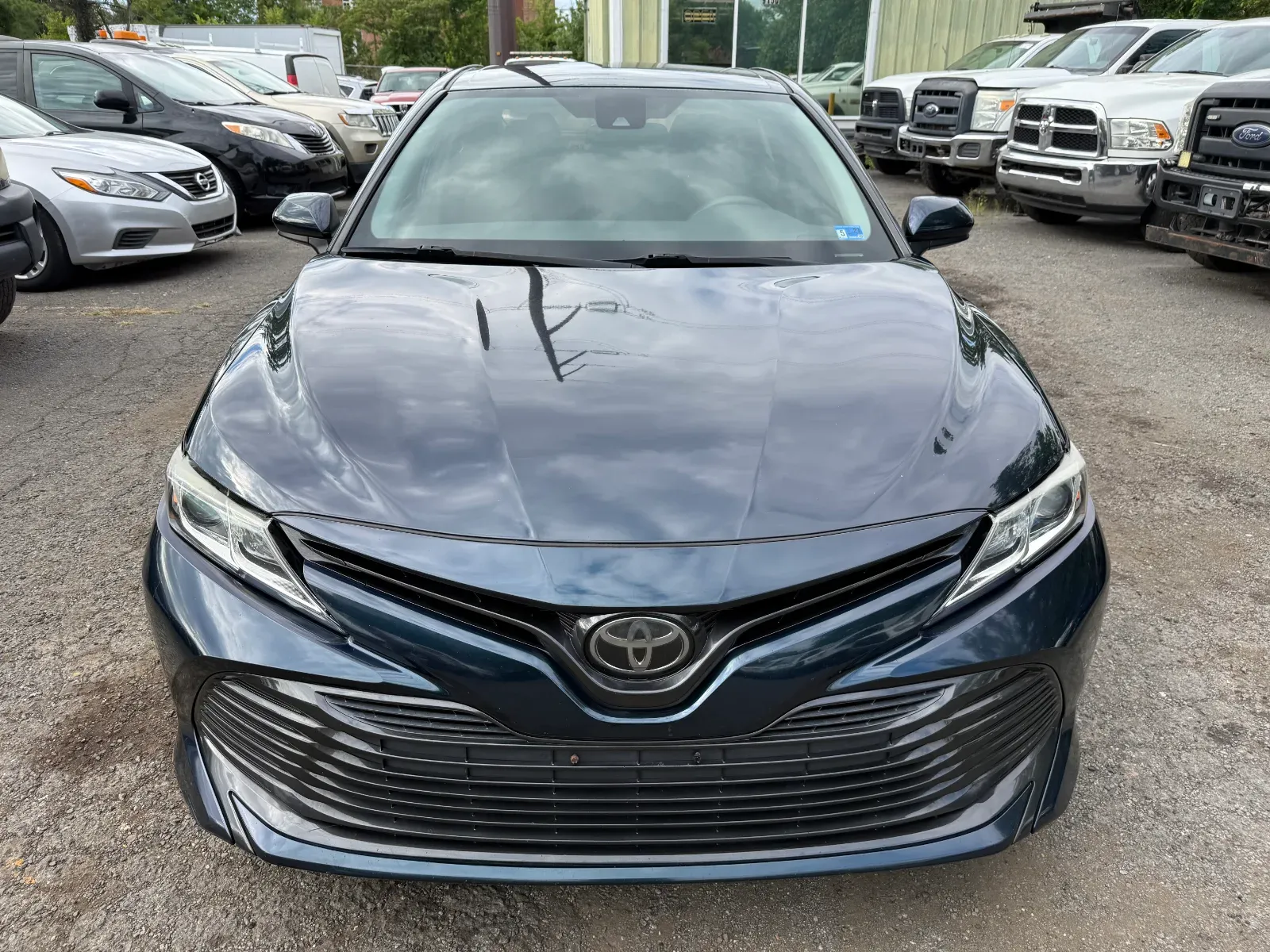 2019 Toyota Camry LE in Blue, photo 8 of 16