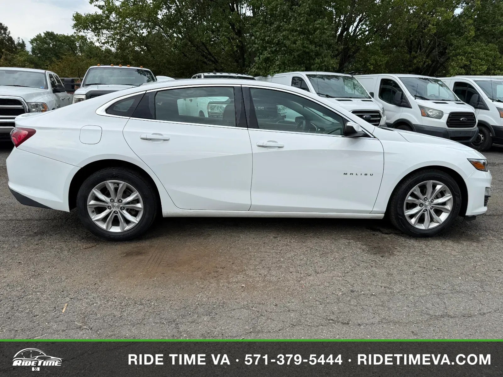 2020 Chevrolet Malibu LT in White, photo 6 of 16
